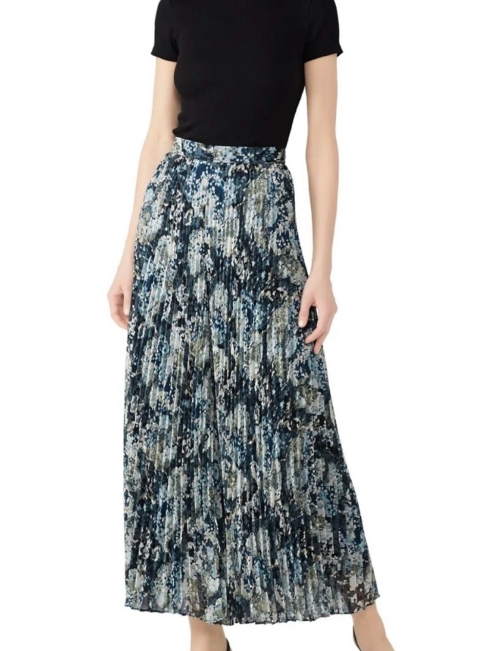 Club Monaco Pleated Wide-Leg Maxi Pants in Black and Blue Abstract Print